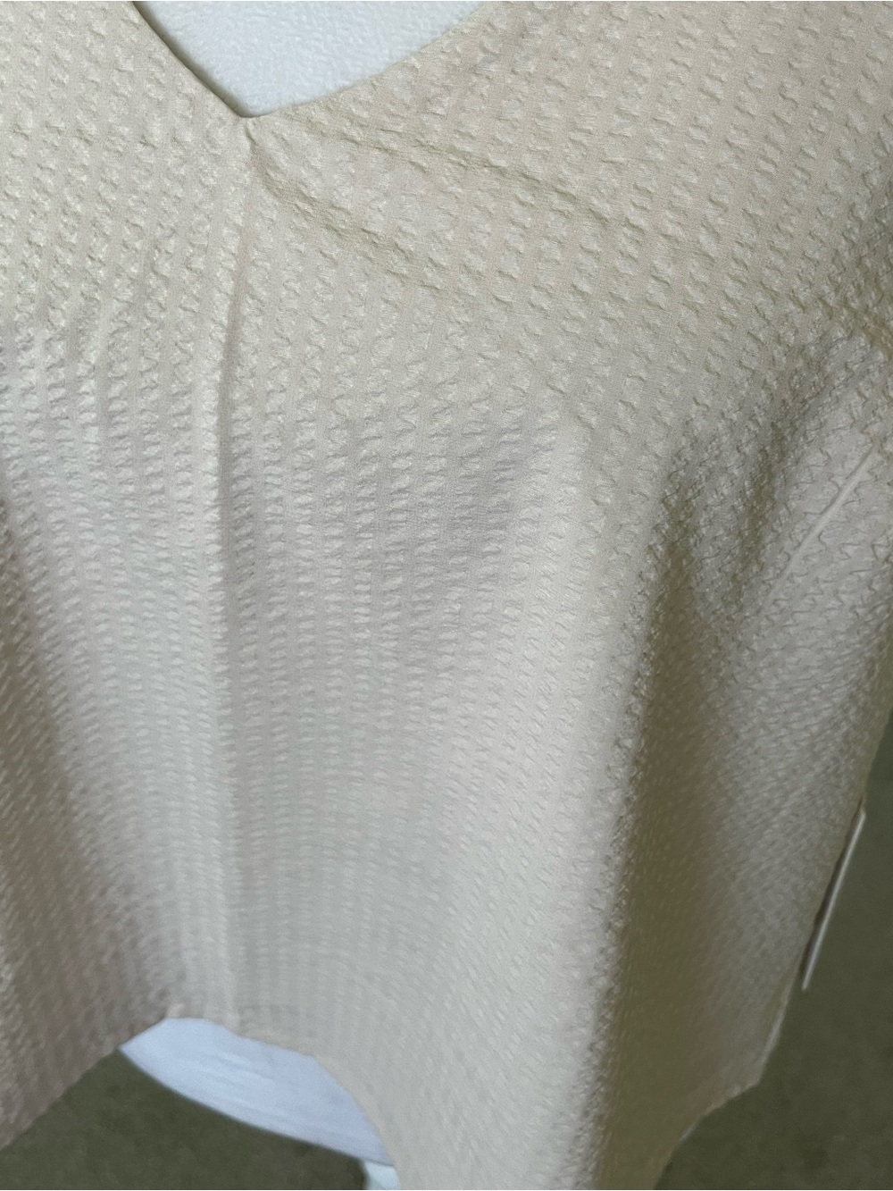 NWT Vuori Villa Textured VNeck Crop Tank Size XL - Picture 4 of 8